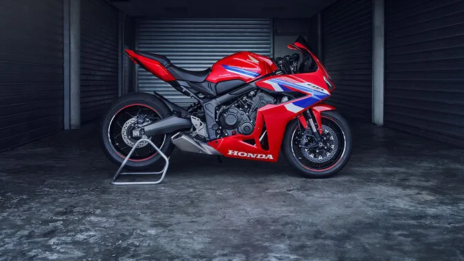 HONDA CBR 650R