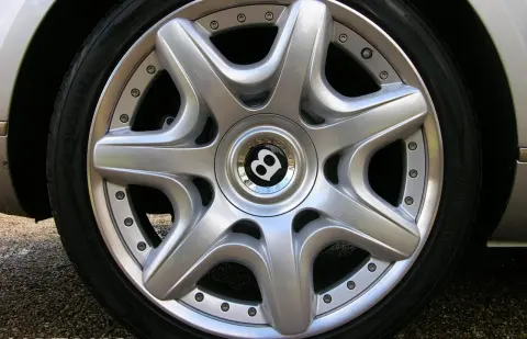 Continental PremiumContact 7 225/45 R17 94Y XL – 4 szt. – Białystok