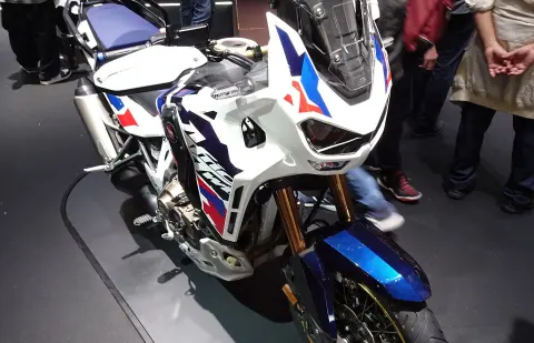 Honda Africa Twin Adventure Sports DCT – Radom