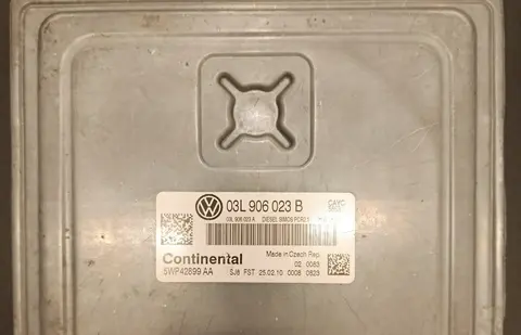 Sterownik silnika ECU VW 1.6 TDI CAYC 03L906023B 5WP42899AA SIMOS PCR2.1