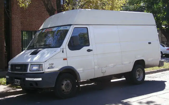 Iveco Daily 35S18 H2 – Białystok — zdjęcie 1 z 3