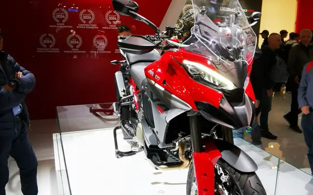 Ducati Multistrada V4 S – Warszawa — zdjęcie 1 z 3